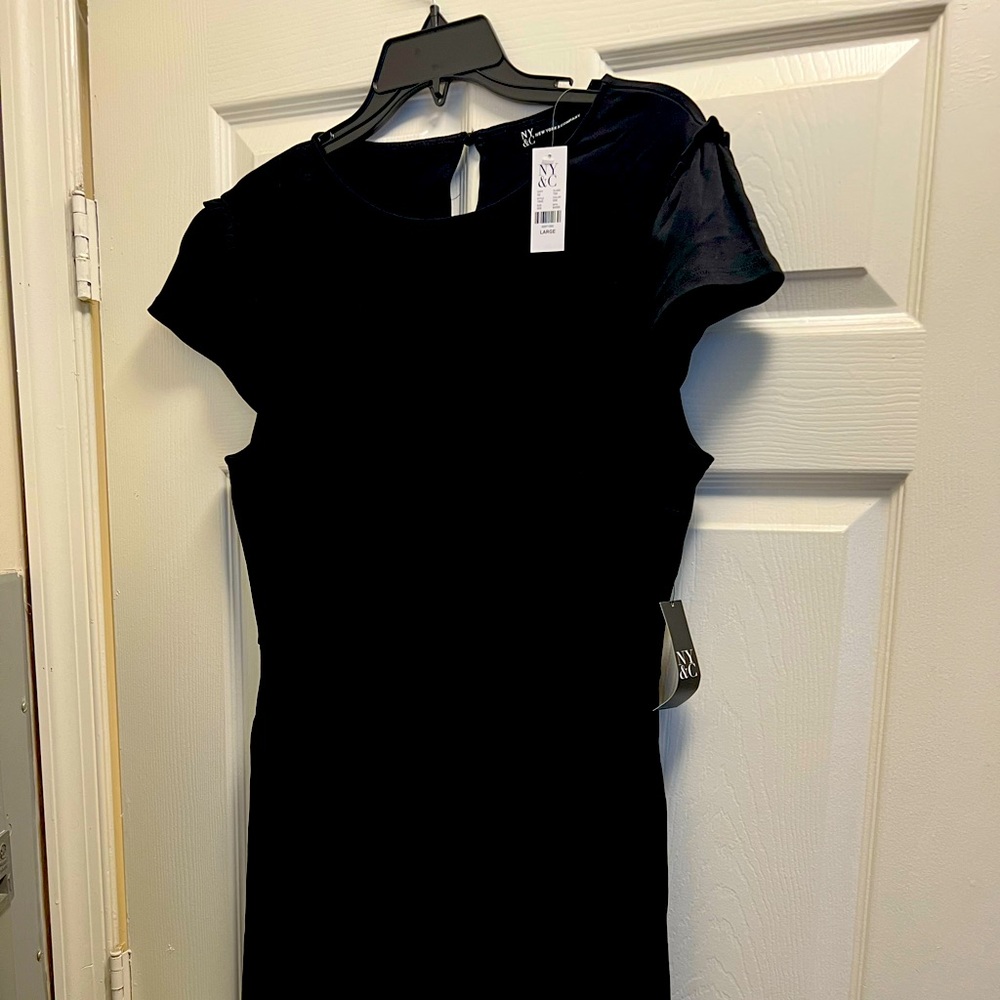 New York and company short sleeve black dress.